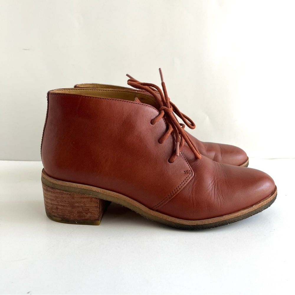 CLARKS Originals Phenia Carnaby Tan Leather Booties